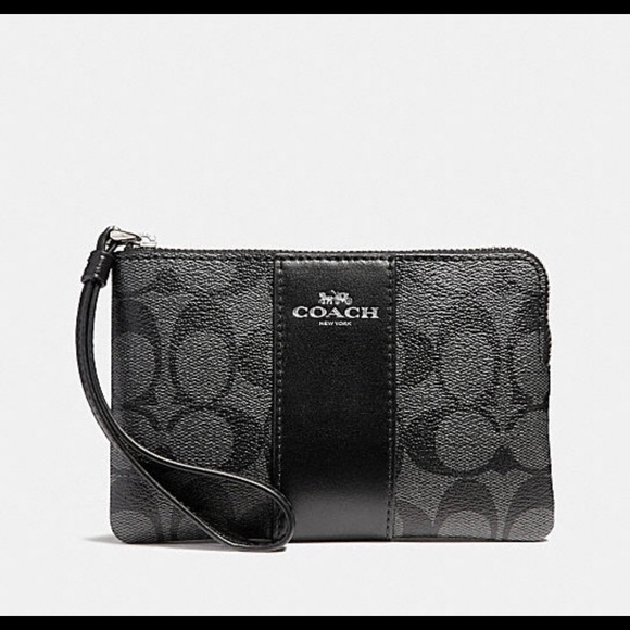 Coach Handbags - Coach Corner Zip Wristlet In Signature Canvas